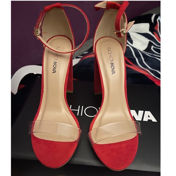 Red with clear strap Fashion nova heels, size 7 - Picture 4 of 5